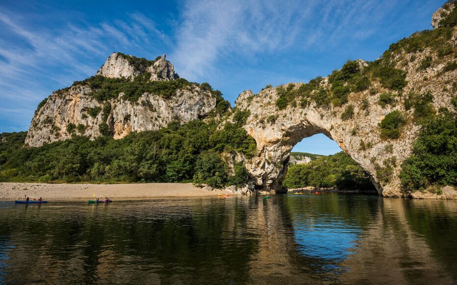 Pont d’Arc, Ardeche, Vallon-Pont-d’Arc, Rhone-Alpes, France